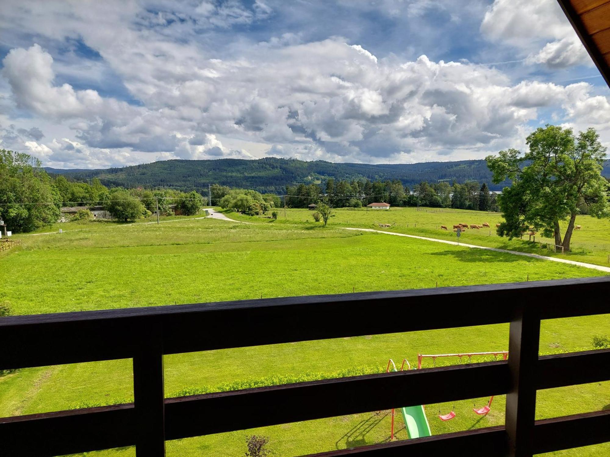 Penzion Slupecna Lipno nad Vltavou Exteriör bild