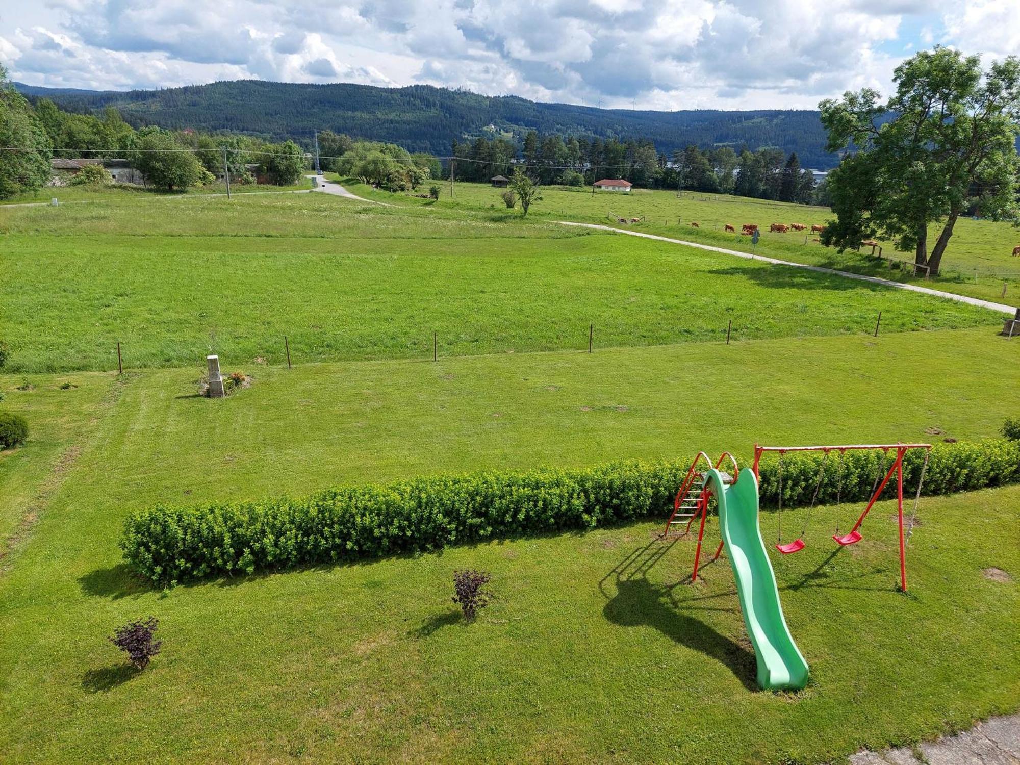 Penzion Slupecna Lipno nad Vltavou Exteriör bild